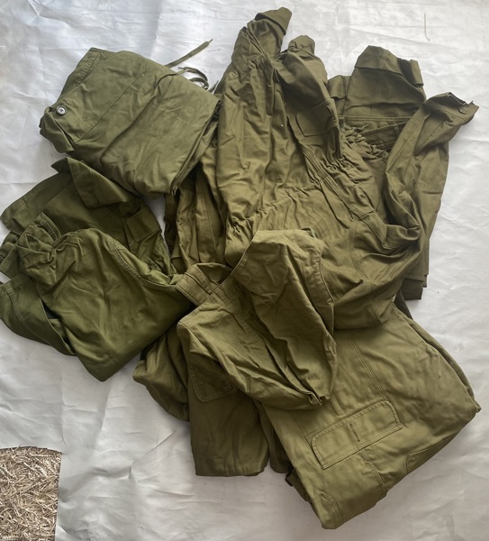 Stor samling uniformer M/58  bestående af flere bukser og jakker _4804a_8dc694e946e7da8_lg.jpeg