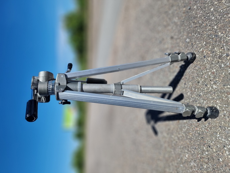 Velborn Tripod