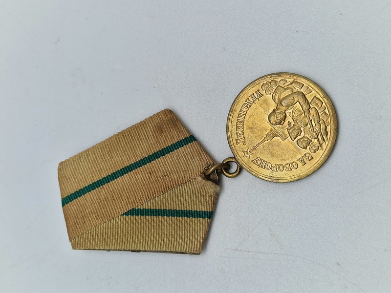 Original USSR Medal for the Defense of Leningrad