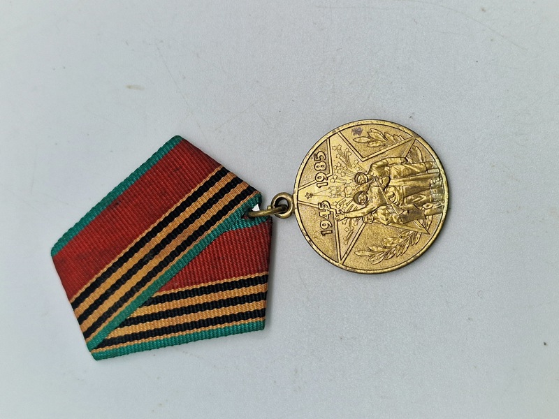 Original 40 Years of The Victory in WW2 USSR Soviet Russian Military Medal