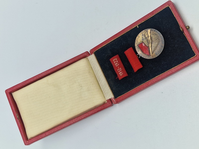 Original medalje - DDR Orden Kämpfer gegen die Reaktion 1918-1923