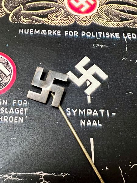 Original dansk nazi sympatisør nål, stor udgave stemplet Sølv 830