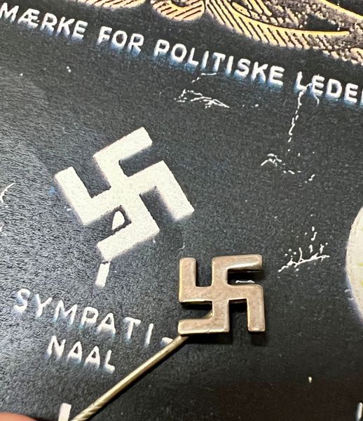 Original dansk nazi sympatisør pin 