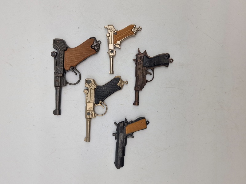 Lot miniature pistoler 