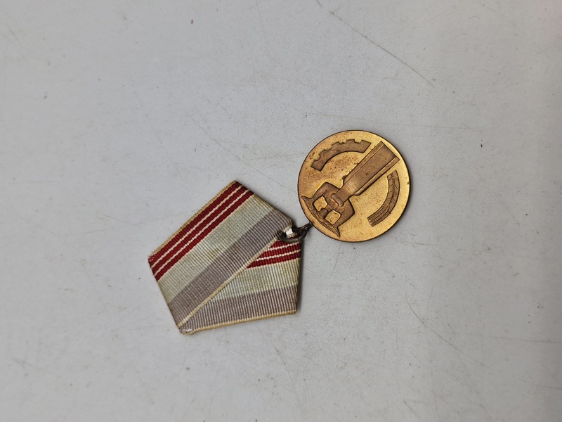 Original USSR medalje 25 years of People’s power