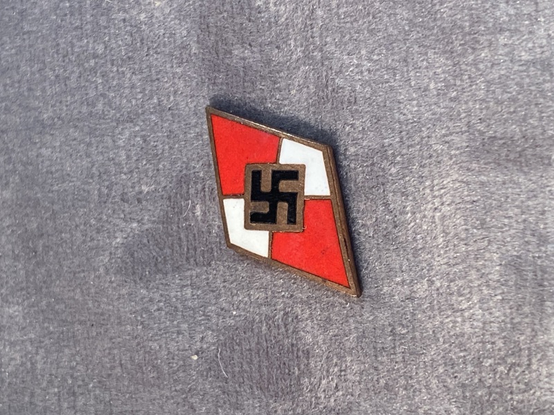 HitlerJugend diamant - original???