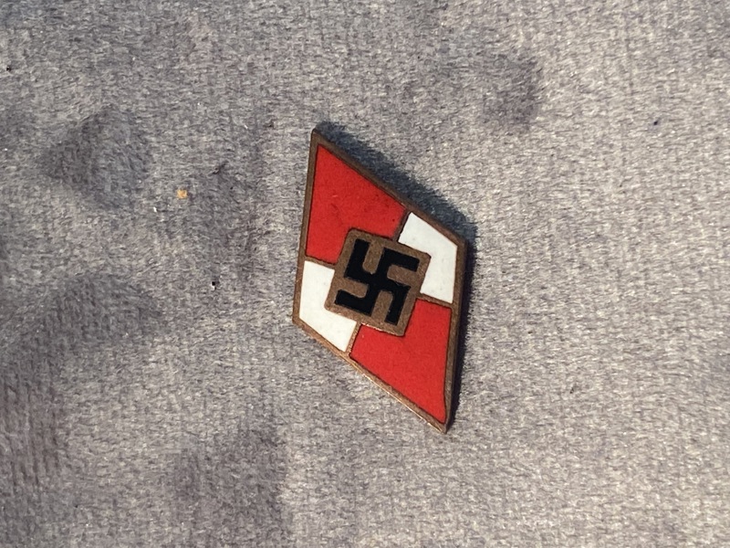 Hitler jugend diamant - original???