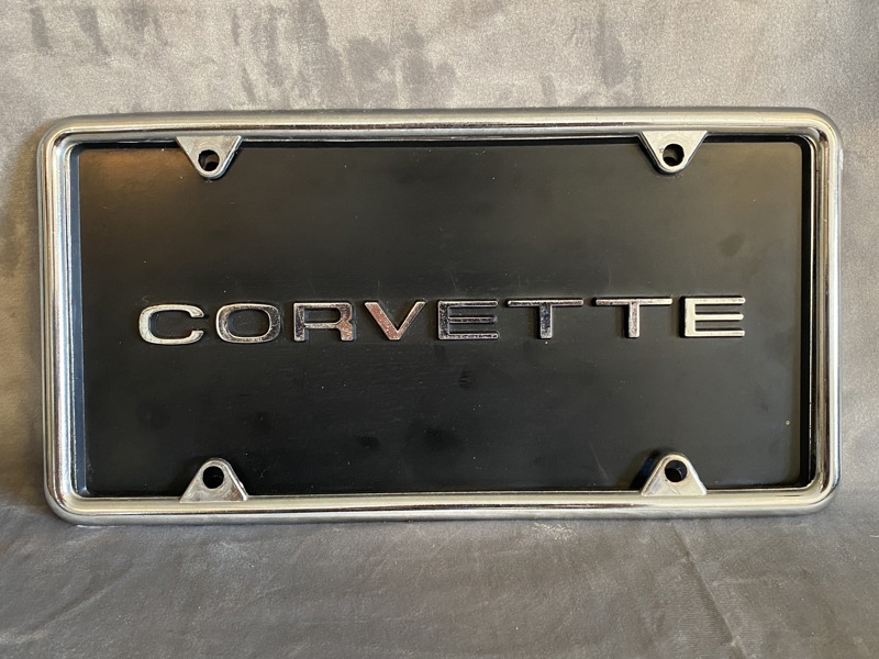 Originalt Corvette bilskilt til montering på bil 