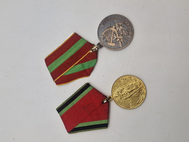 2 stk originale USSR jubilæums medaljer 