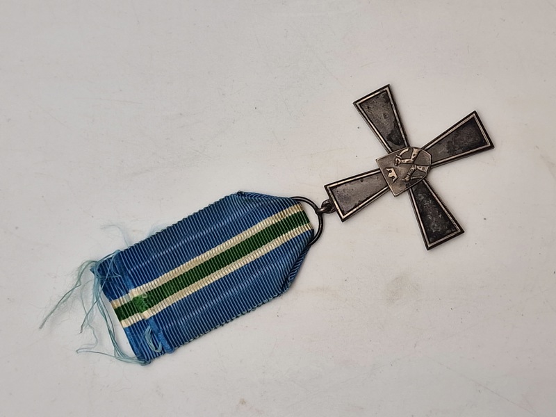 Originalt Finland 1939-40 Western Carelian Isthmus 4th Division Cross