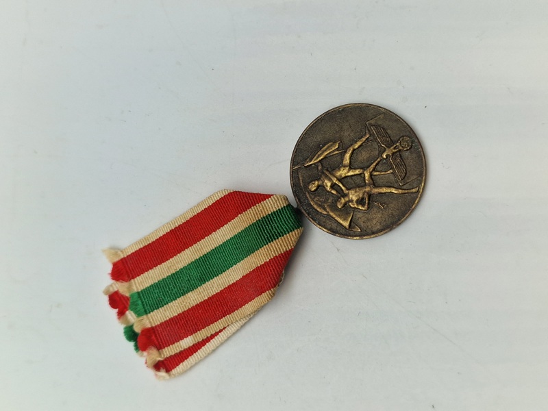 Sjælden original Medaille zur Erinnerung an die Heimkehr des Memellandes; 22. März 1939