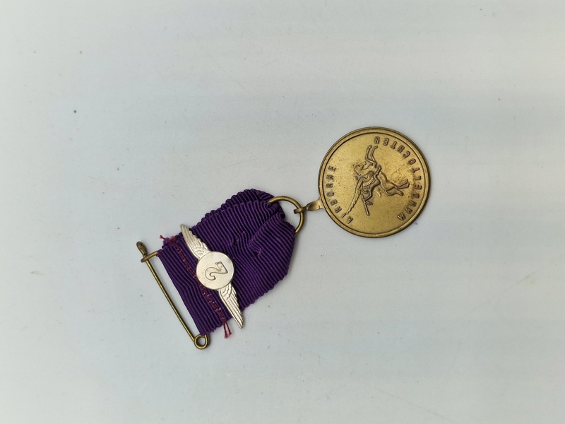 Original Airborne march medalje