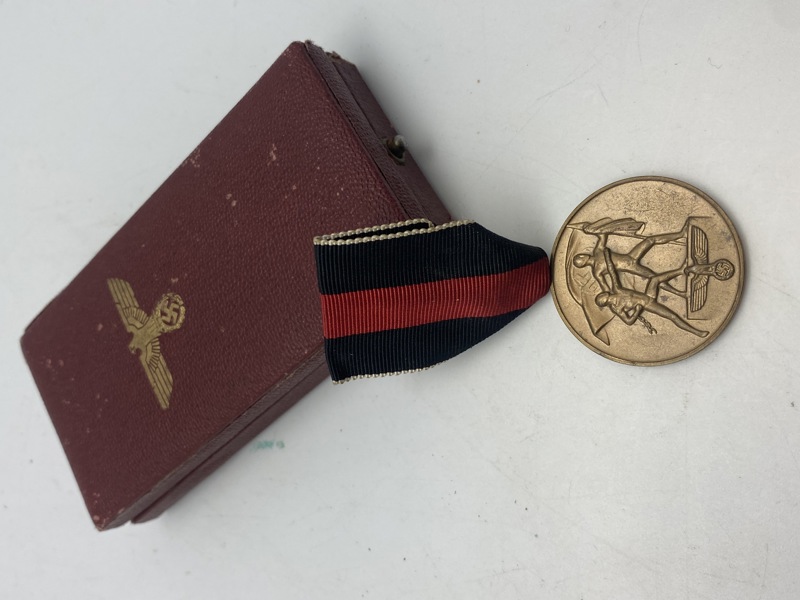 Original German WWII Cased 1 October 1938 Commemorative Sudetenland Medal 