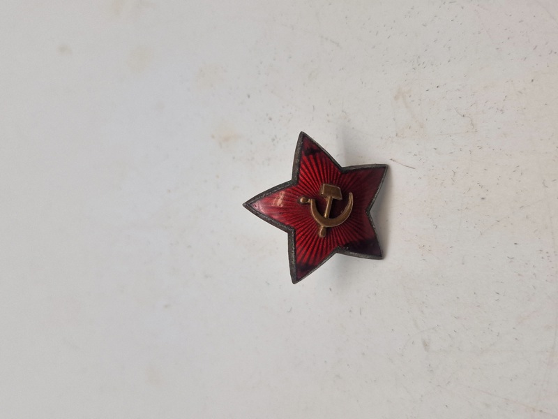 Original USSR cap badge - ww2