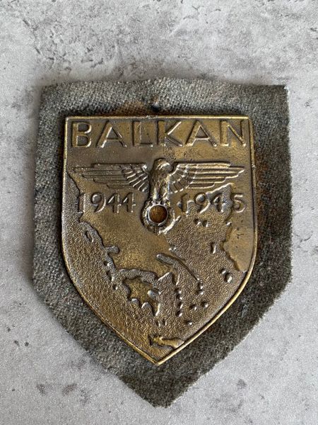 Afnazificeret Balkan skjold - Postwar 