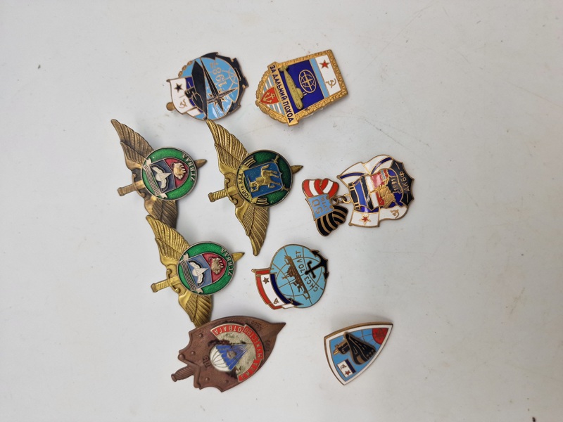 Samling originale russiske badges - flere ældre 